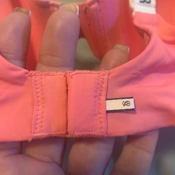 NWOT. Victoria Secret Bras. 💜💕 - Picture 4 of 5